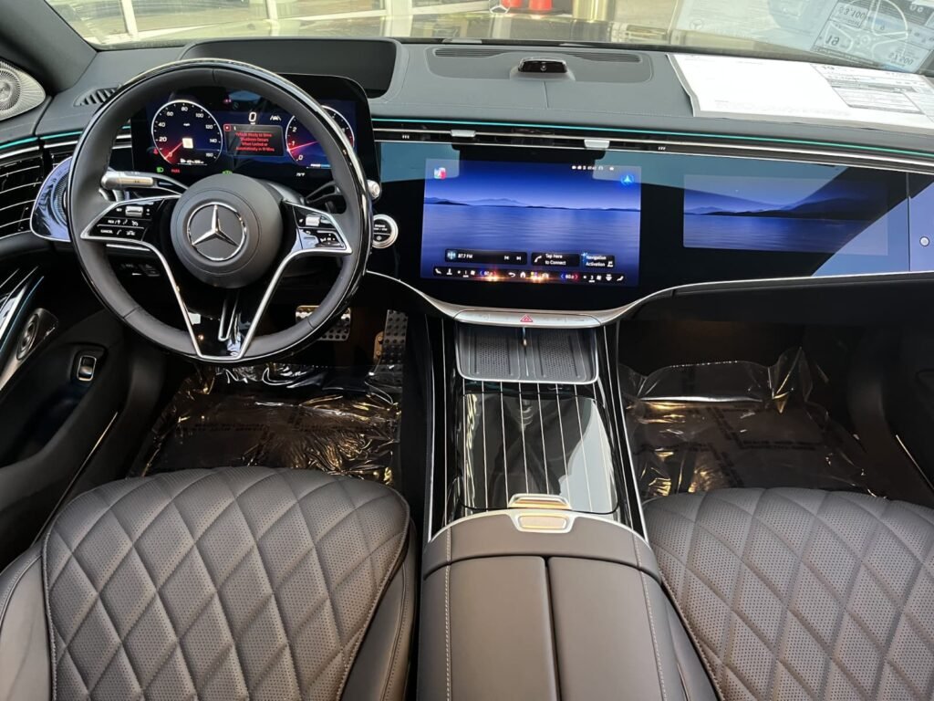 Mercedes-Benz S580 interior
