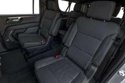 Chevrolet Suburban interior
